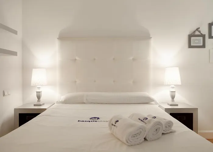 Апартаменты Hurbil - Basque